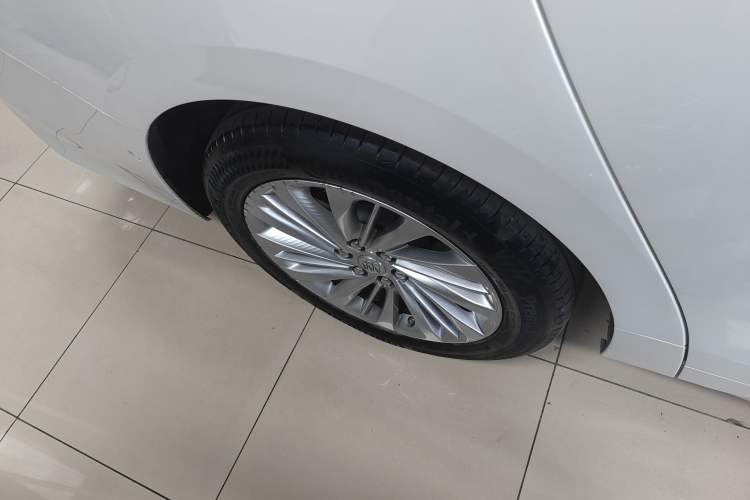 Used Buick Century 2023 2.0T Seven-Seater Yinshi Edition