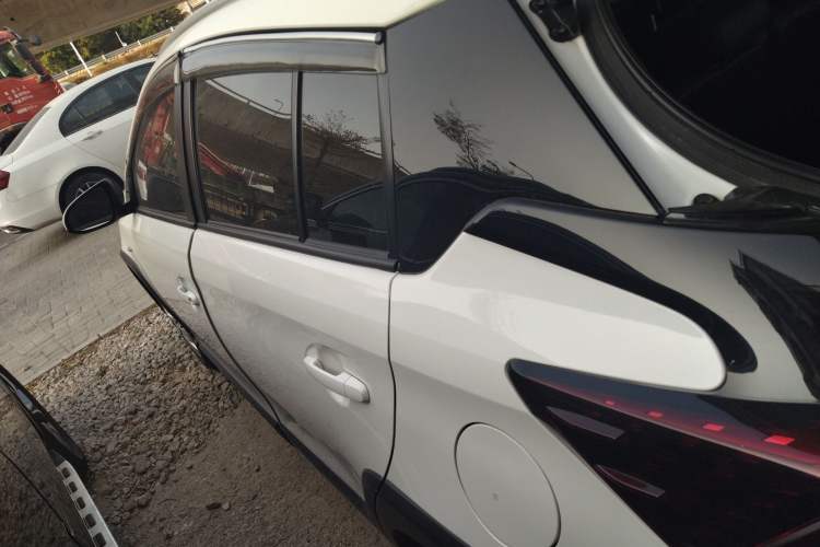 Used Toyota YARiS L 2022 X-Trail 1.5L CVT Leading PLUS Edition