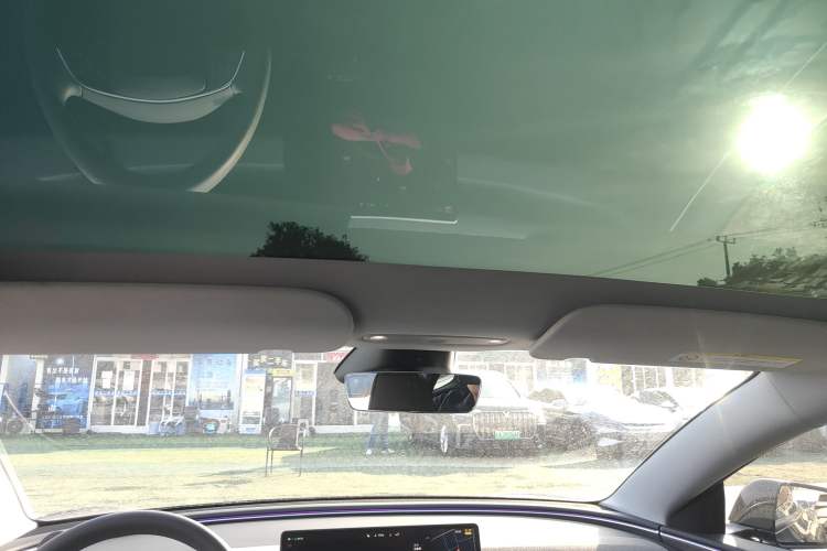 Used Tesla Model 3 2023 Rear-Wheel-Drive Version
