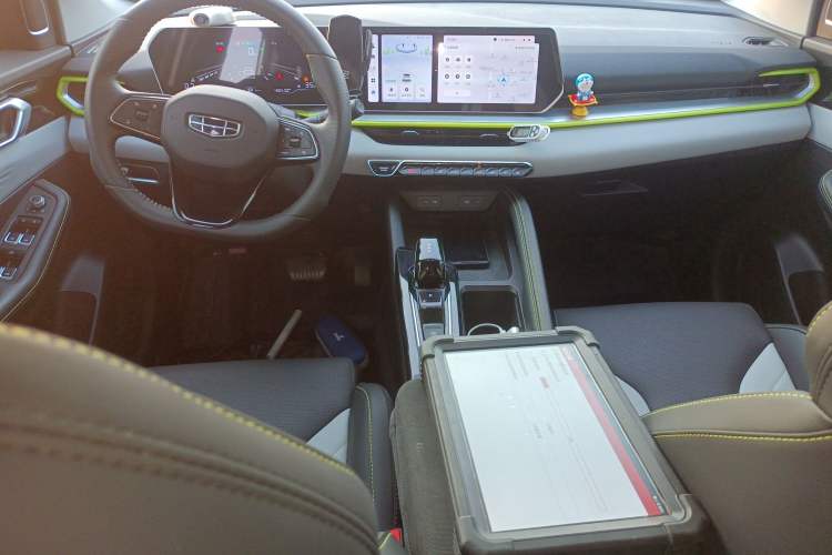 Used Geely Auto Coolray 2022 Bin Yue COOL 1.5TD DCT Hot Engine Edition