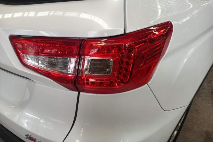 Used Changan CS75 2016 2.0L Manual Luxury Version China IV Standard