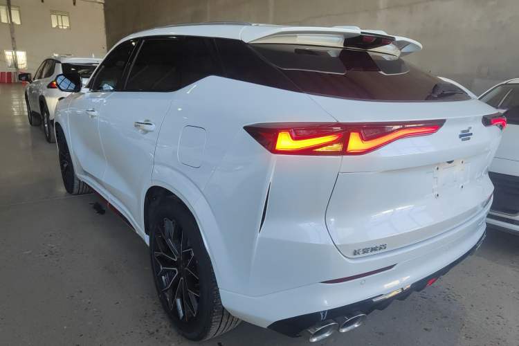 Used Oshan Z6 2022 Blue Whale 1.5T DCT Smart Edition Urban Version
