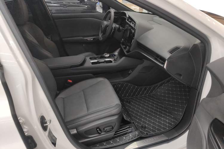 Used Lexus RZ 2023 450e All-Wheel Drive Luxury Edition
