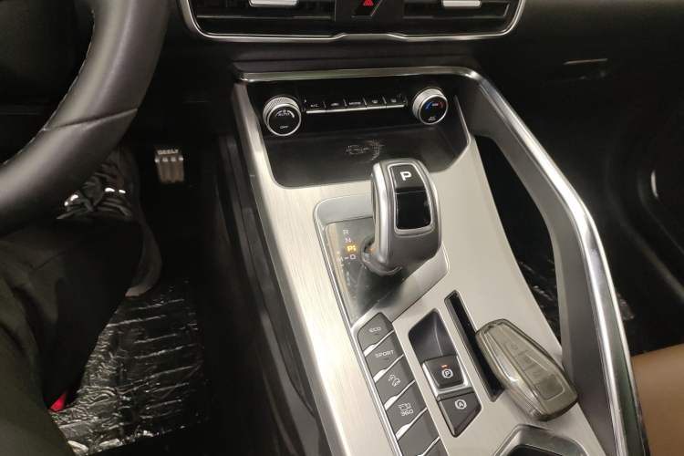 Used Geely Auto Coolray 2019 260T DCT Explorer China V Standard