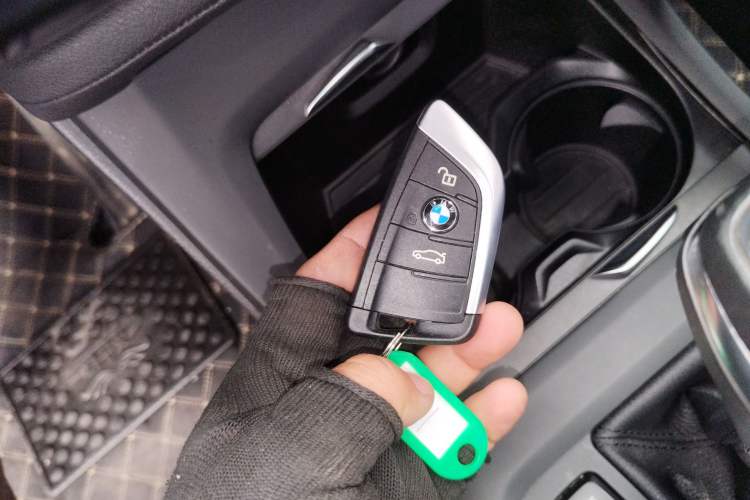 Used BMW X1 2016 sDrive18Li Premium Edition
