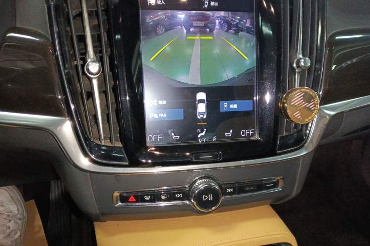 Used Volvo S90 2018 T5 Zhiyuan Edition
