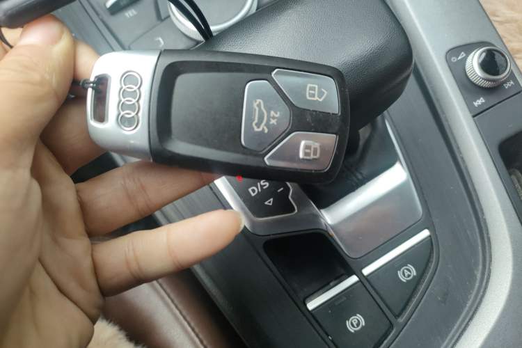 Used Audi A4L 2019 40 TFSI Ambition China VI