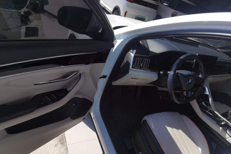 Used BYD Song PLUS New Energy 2021 DM-i 110KM Flagship Model
