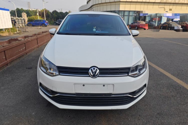 Used Volkswagen Polo 2014 1.4L Automatic Comfort Edition
