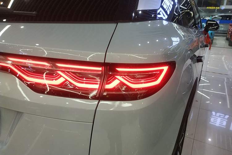 Used BYD Song L DM-i 2024 112 km Beyond Edition