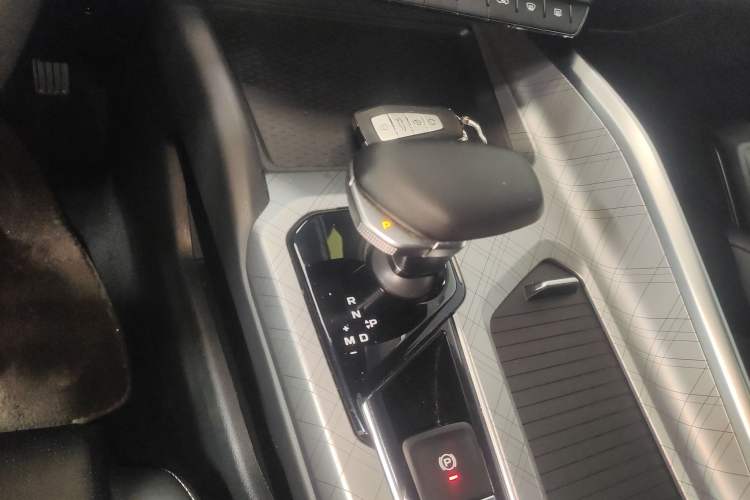 Used Geely Auto Preface 2021 2.0TD Luxury Version