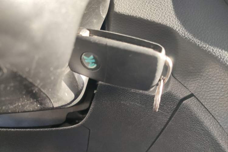 Used Dongfeng Aeolus AX7 2018 Classic 1.6T Automatic Elite Model
