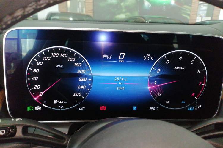 Used Mercedes-Benz GLC 2023 GLC 300 L 4MATIC Dynamic Edition 5-seater
