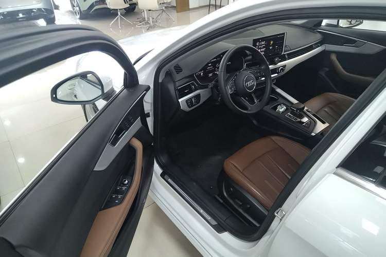 Used Audi A4L 2020 40 TFSI Luxury Prestige Edition
