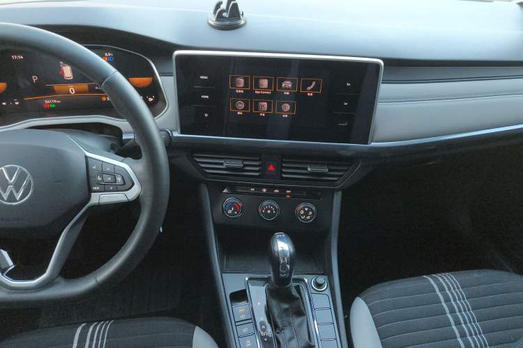 Used Volkswagen Bora 2024 200TSI DSG Comfort Edition