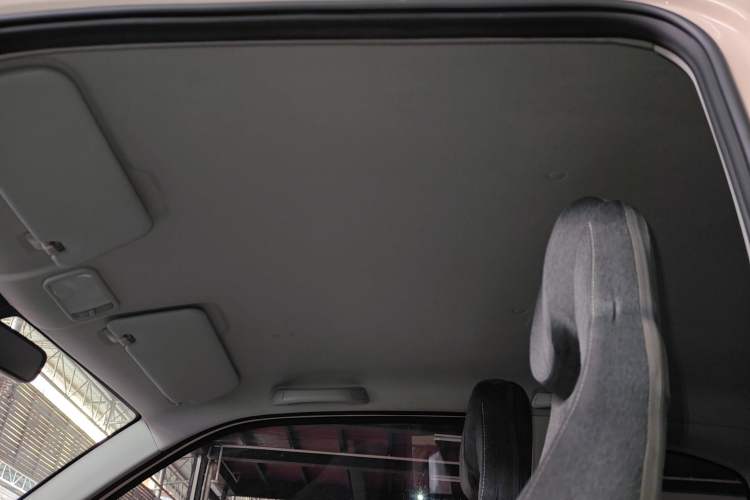 Used Wuling Hongguang MINIEV 2021 Macaron Premium Model – Lithium Iron Phosphate