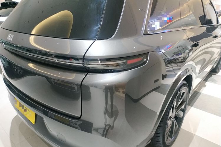 Used Li Auto L8 2023 Pro Model
