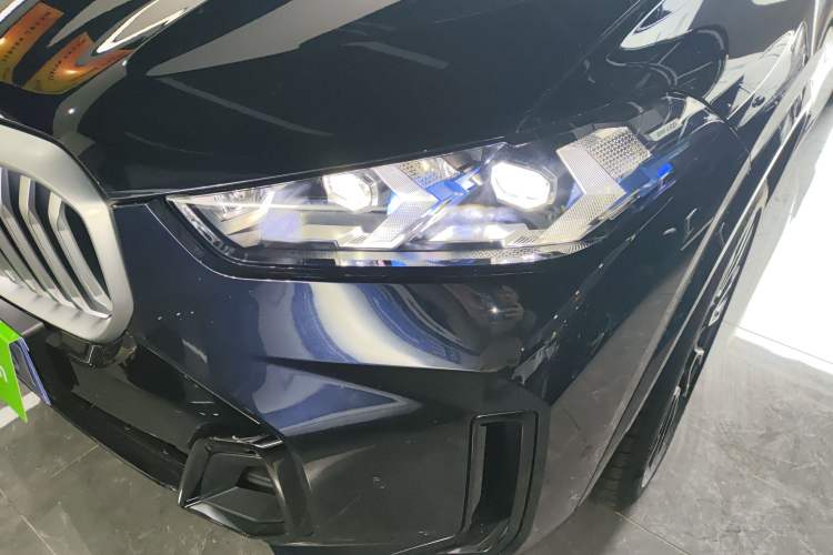 Used BMW X5 2023 xDrive 40Li M Sport Night Edition Package
