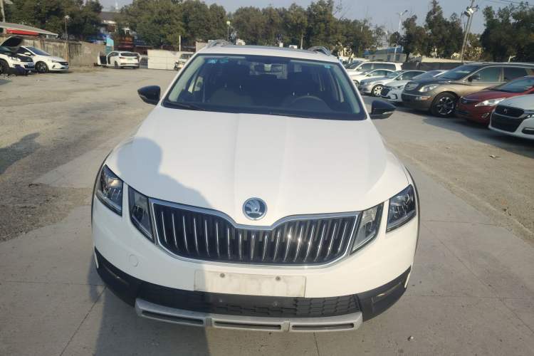 Used Skoda Octavia 2019 TSI280 DSG Luxury Edition Station Wagon China VI Standard