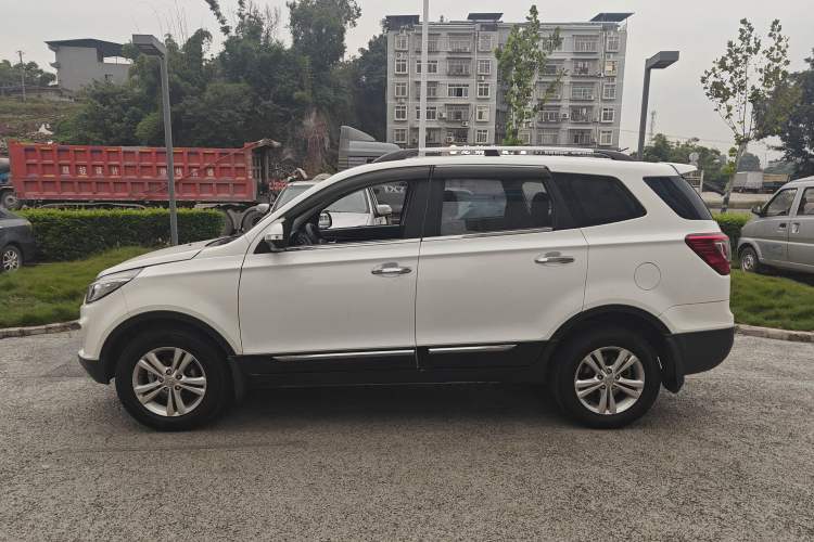 Used HYOSOW S3 2014 1.5L Luxury Version China IV Emission Standard