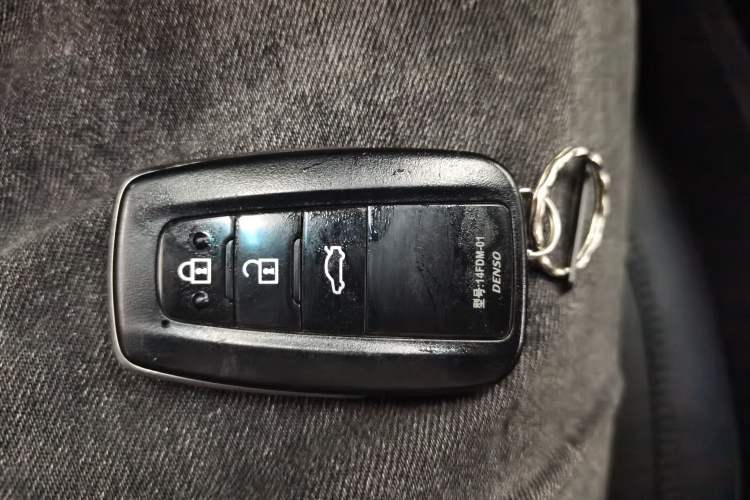 Used Toyota Avalon 2022 Dual-Engine 2.5L Luxury Edition