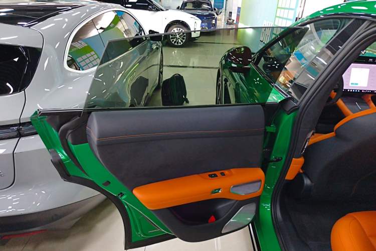 Used  YU7 2025 Ultra-Long Range High-Performance All-Wheel-Drive Max Edition
