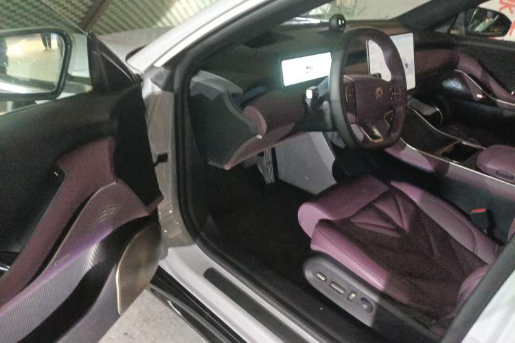 Used Nio ET5T 2025 75 kWh Touring