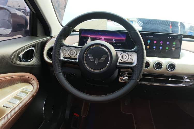 Used Wuling Bingo 2023 333 km Lingxi Connected+ Version