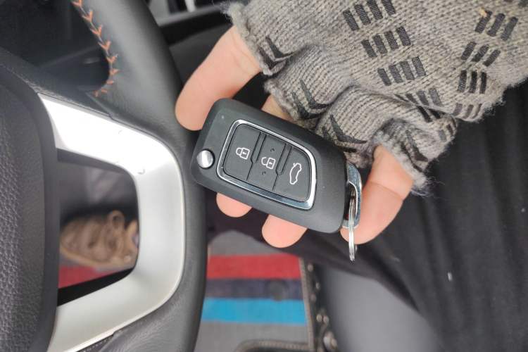 Used Dongfeng Aeolus AX3 2016 1.5L Automatic Zunku Model