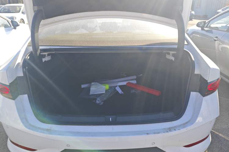 Used BYD Qin PLUS 2025 DM-i Smart Drive 55KM Leading Model
