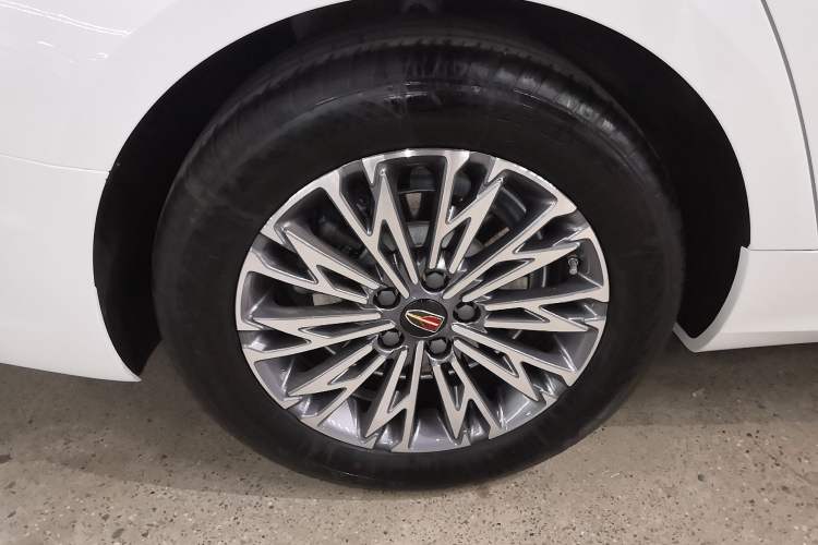 Used Hongqi H5 2024 1.5T DCT Smart Connect Flagship Edition