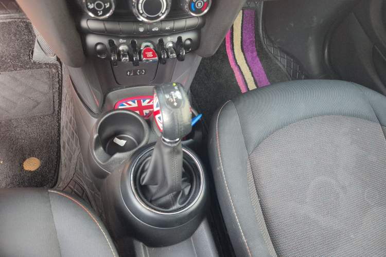 Used  MINI 2014 1.2T ONE+
