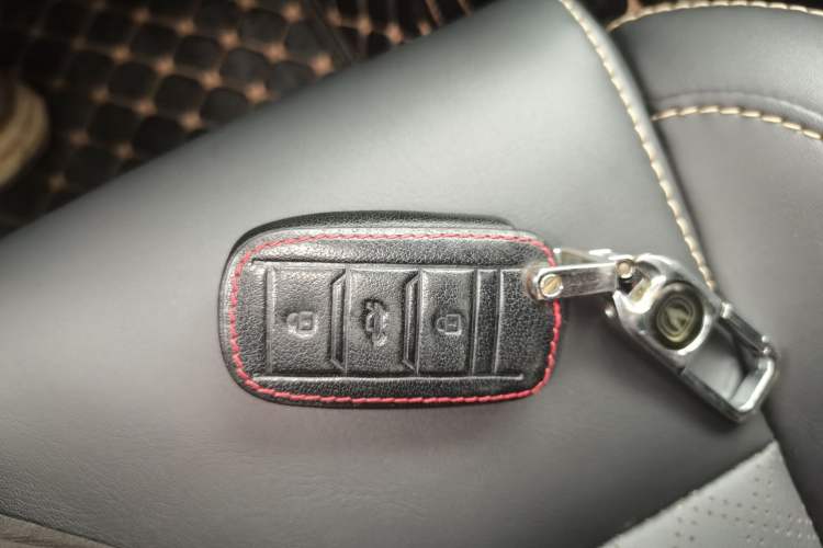 Used Changan Eado 2019 High-Energy Edition 1.6L GDI Manual Pioneer Model China VI Standard