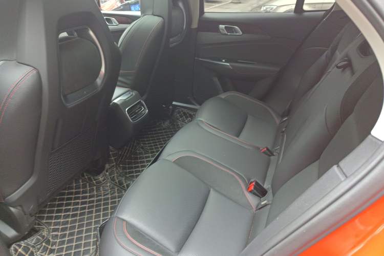 Used Lynk & Co 02 2019 1.5T DCT Two-Wheel Drive Pro Edition China VI Standard
