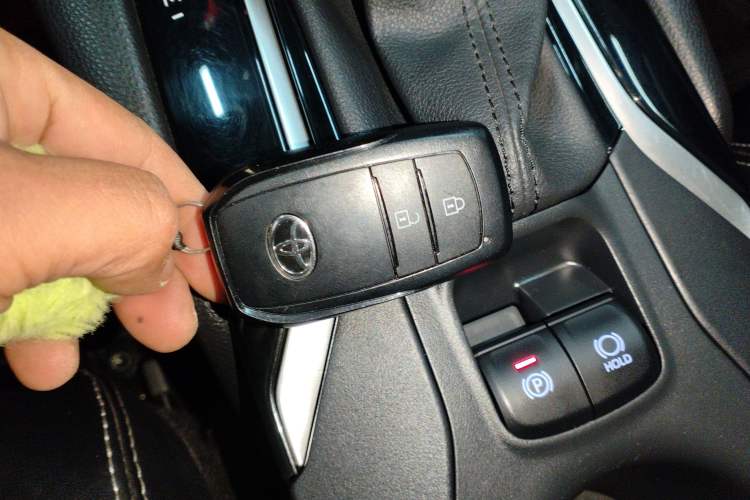 Used Toyota Corolla Cross 2022 2.0L Luxury Edition
