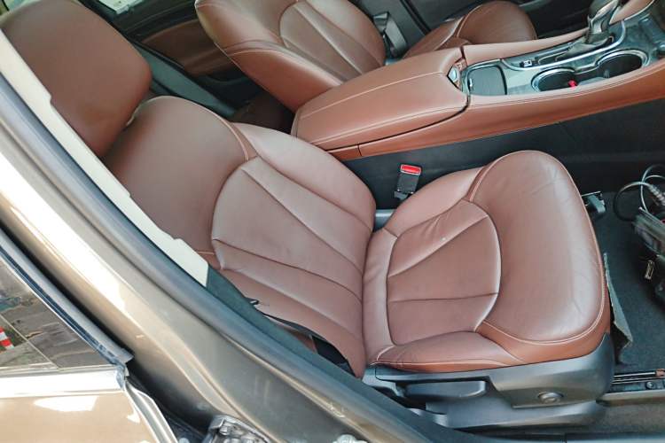 Used Buick Envision 2014 28T Four-Wheel Drive Elite Model
