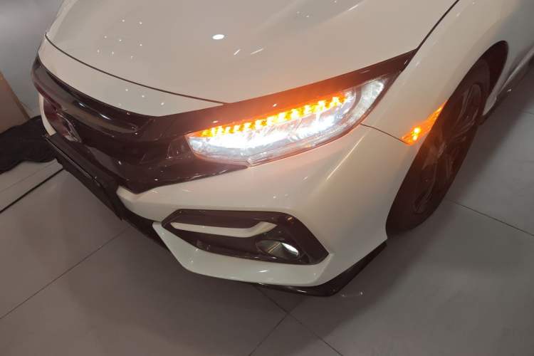 Used Honda Civic 2021 HATCHBACK 220TURBO CVT Trendy Cool Edition