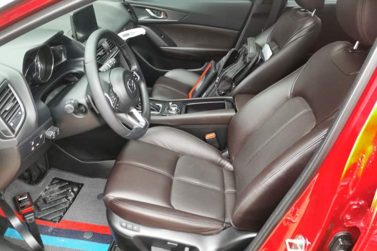 Used Mazda CX-4 2020 2.5L Automatic 4x4 Sky Blue Passion Edition
