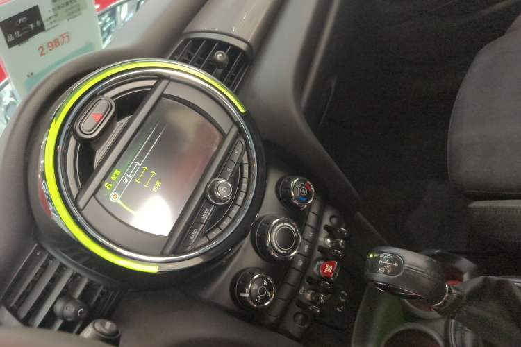 Used  MINI 2016 1.5T COOPER
