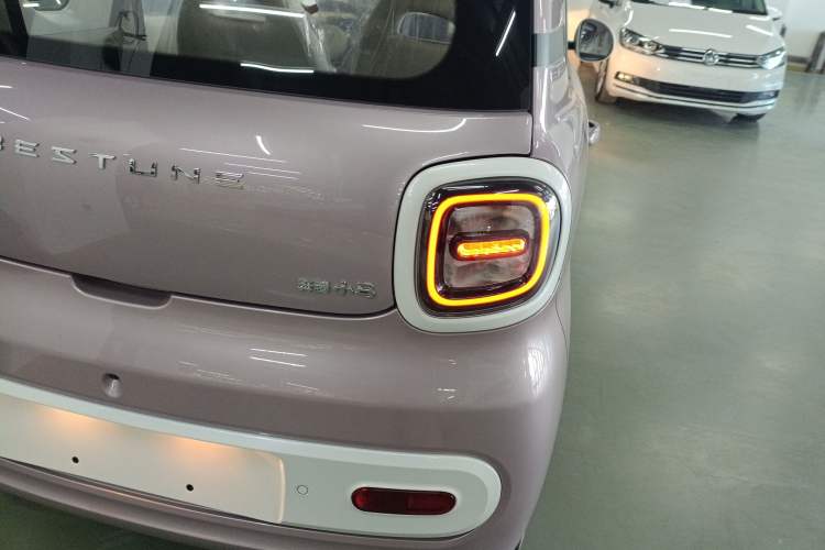 Used Bestune Pony 2026 222km Colorful Horse