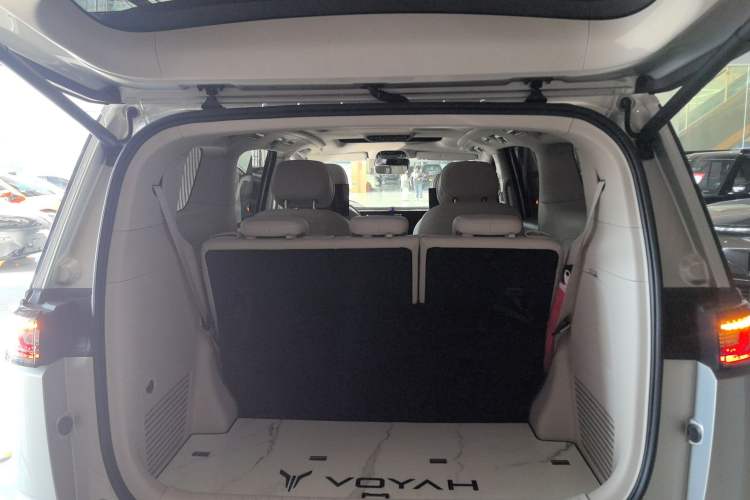 Used VOYAH Dream 2022 Low-Carbon Edition Dream+ Smart Enjoyment Package
