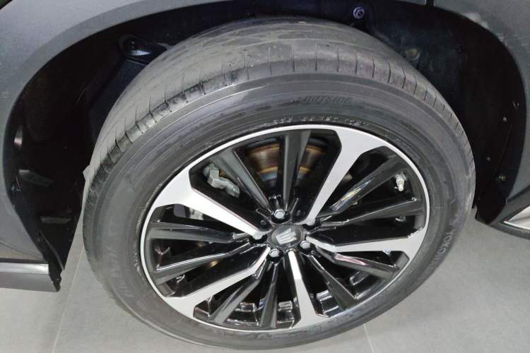 Used Toyota Crown Kluger 2021 2.5L HEV Four-Wheel Drive Premium Edition
