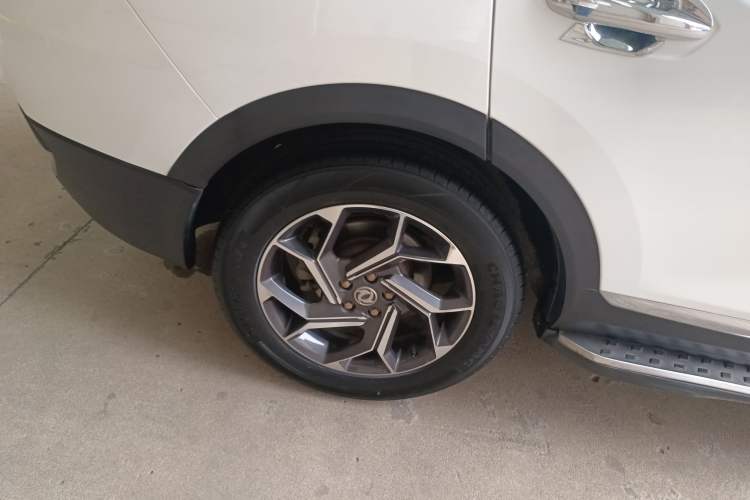 Used Dongfeng Aeolus AX7 2020 1.6T Automatic AI Navigation Model China VI Standard
