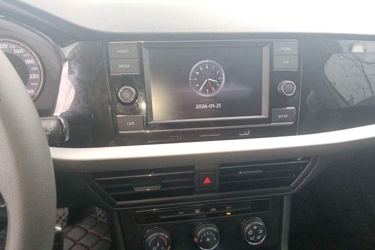 Used Volkswagen Lavida 2019 Hatchback 200TSI DSG Comfort Edition China VI