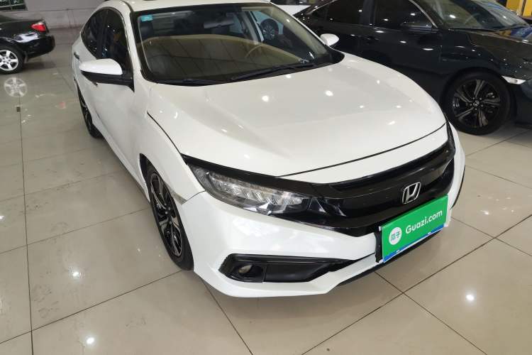Used Honda Civic 2016 220TURBO CVT Prestige Edition
