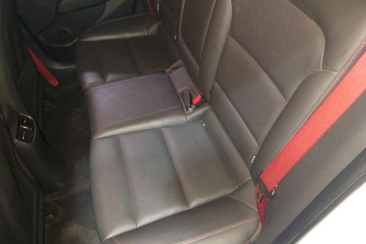 Used Hyundai Elantra 2019 1.4T Dual-Clutch Xuan Dong · Dynamic Model
