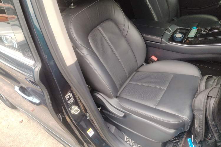 Used GAC Trumpchi M8 2023 Lingxiu Series 390T Deluxe Edition
