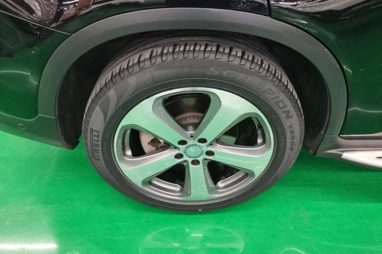 Used Mercedes-Benz GLC 2016 GLC 260 4MATIC Luxury Model
