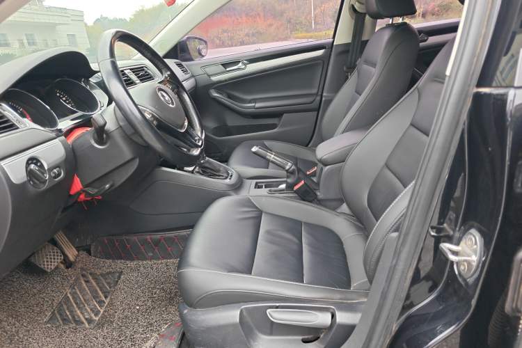 Used Volkswagen Sagitar 2018 1.6L Automatic Comfort Model
