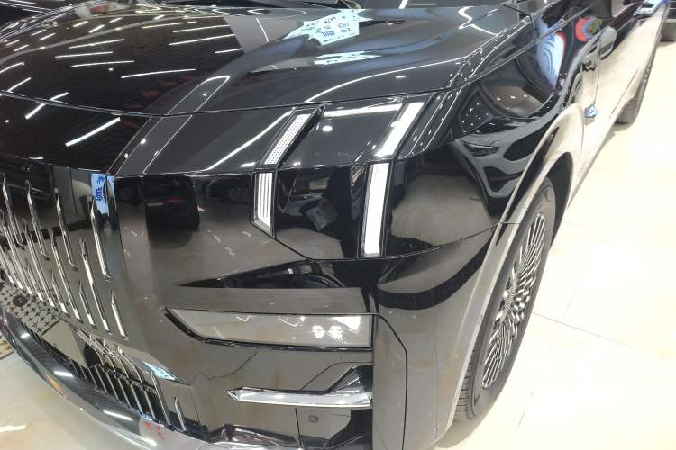 Used Zeekr 009 2024 7-Seater Aisle Version 108 kWh